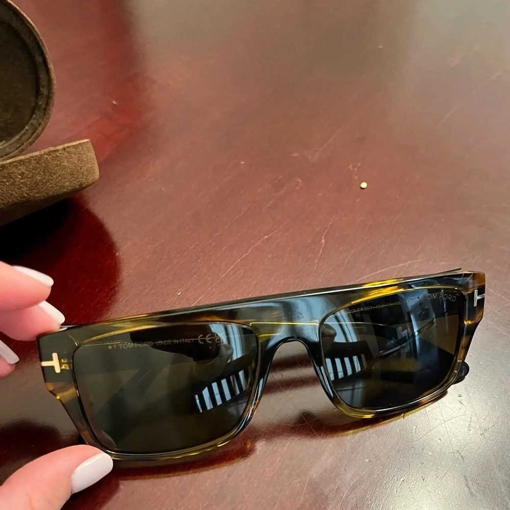 TOM FORD sunglasses - Fausto style - Dark Havana color - Picture 12 of 16